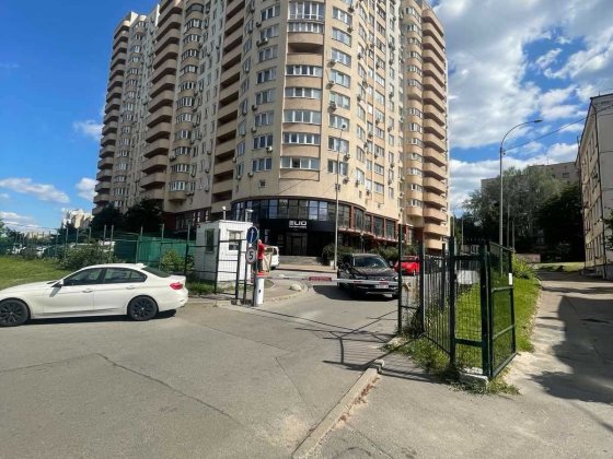 Валерія Лобановського 150 В 3К Київ