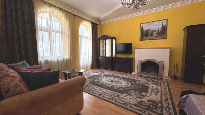 Без комісії! Продаж 1-к квартири в центрі Києва, вул. Тарасівська,38 - фото 1
