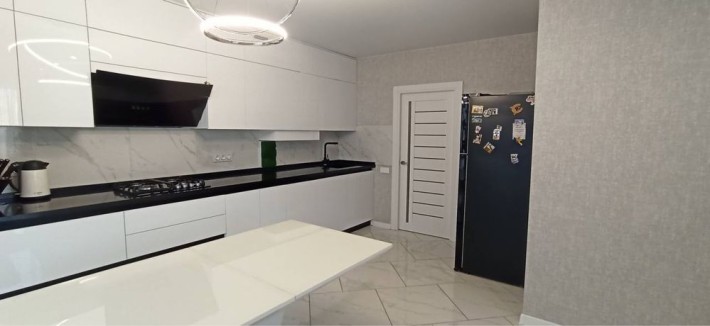 3к квартира з VIP-ремонтом 87м² в ЖК Континент. Все залишається - фото 1