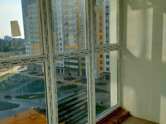 Київ ЖК "Сирецькі сади" 1 к. кв-ра 45 м. із розд.плануванням 7 поверх Виговського 12Ж Доки для прода