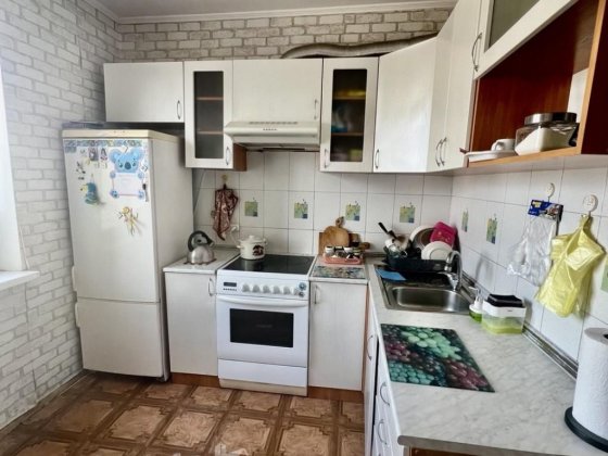 Держпрограми!Продаж квартири 2к Радунська, 42/10 Київ Киев