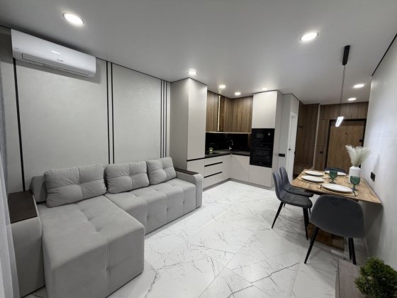 47 м Продаж 1-однокімнатної квартири ТОП Дизайнеський ремонт Жк Варшавський 3 буд 10.3 14 поверх Без Київ