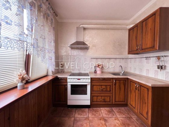 2к квартира на просп. Червоної Калини  (Володимира Маяковського) 59