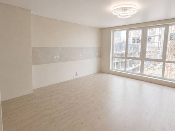 Без комісії! 2-кімнатна квартира 68 м² з ремонтом. Державні програми.