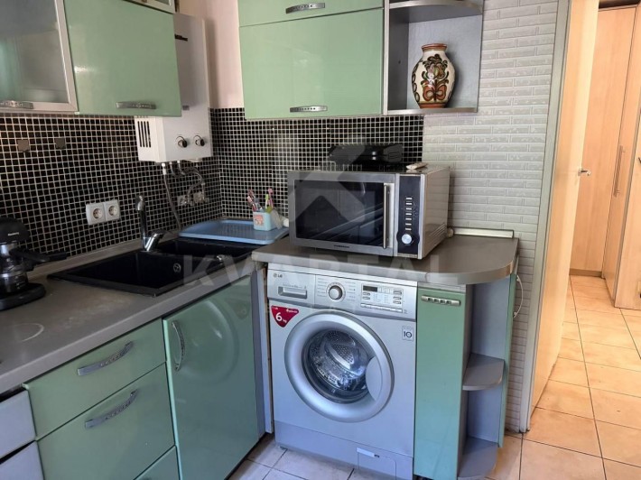 Продам 2 Кімнатну Квартиру з Ремонтом в Бучі! - фото 1