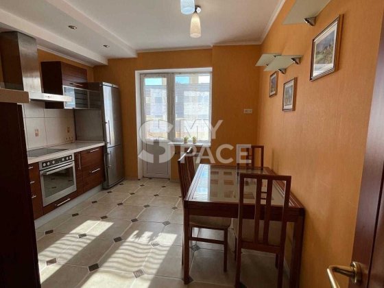 Продаж 2 к.кв., Забіли 5, метро Деміївська, Голосіївський Київ