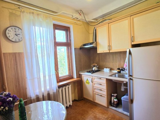 Продаж 2-кімнатної квартири вул. Ружинська 18/59, метро Нивки