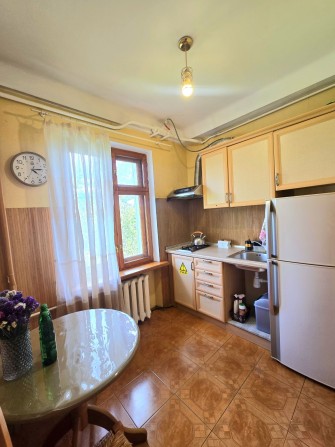 Продаж 2-кімнатної квартири вул. Ружинська 18/59, метро Нивки - фото 1