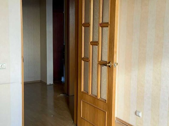 Деснянський р-н,вул.Ніколая Архітектора 9-а  продаж 3-х кімнатної квартири. Киев