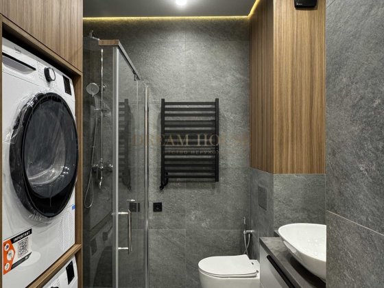 Продаж однокімнатної квартири в Бучі. Новий ремонт, меблі, техніка. Буча