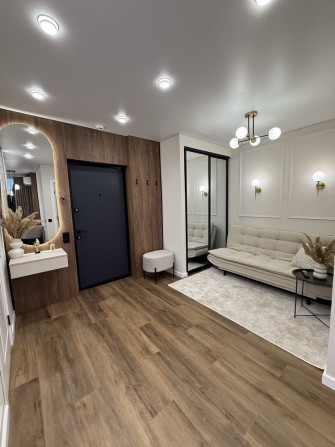 Продаж! Неймовірно красива півторачка з дизайнерським ремонтом в ЖК IQ House, центр міста, Івано-Фра - фото 1