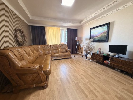Продам КЛАСНУ 3 х кімн квартиру , вул. Європейська , ВОДОКАНАЛ Кременчук