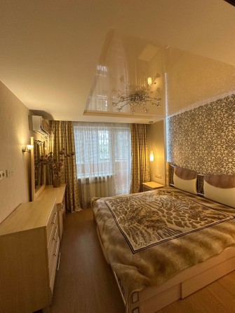 Продам 3-кімнатну квартиру в Нагірній частині від ВЛАСНИКА - фото 1