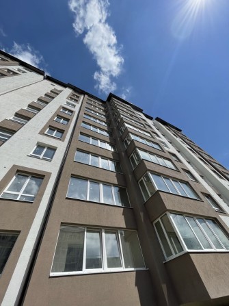 Продам 2кім квартиру стяжка, середній 7поверх. 60м2 - фото 1