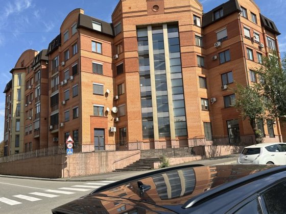 Топ . Самый центр квартира на Немецкой 1 Кривой Рог