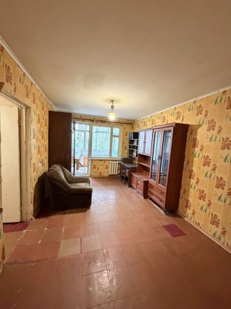 Продам 2-х ком квартриру на ДАМАНСКОМ (ул. Адмирала Головка 9) - фото 1