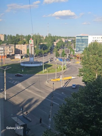 Від власника,у центрі міста з сучасним ремонтом про дається 2-кімн.квартира! - фото 1
