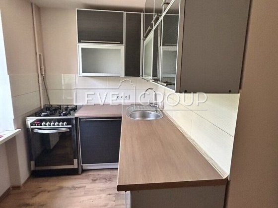 Продаж 2к квартири Лісовий масив вул. Кубанської України (Жукова) ремонт ліс поруч єВідновлення Київ