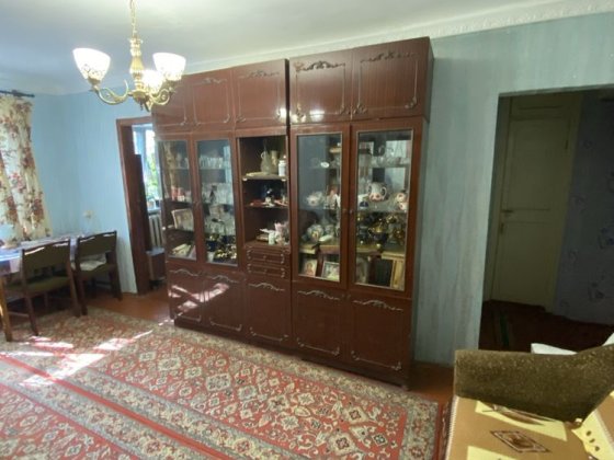 Продается 3-ком .квартира Автотехникума . Кривой Рог