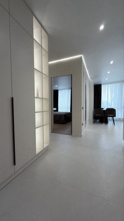 Продаж 1,5 кім.кв ОЗЕРО ЖК Manhattan LITE - фото 1