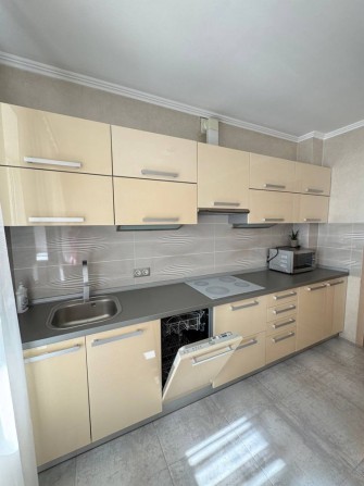 2к з ремонтом та меблями Центр Ірпеня 67 м² Матвія Донцова - фото 1