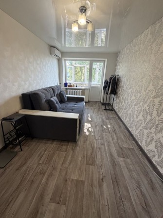 Продаж 1 кімн.квартири з косм.ремонтом Раківка (з меблями і побут.технікою) - фото 1