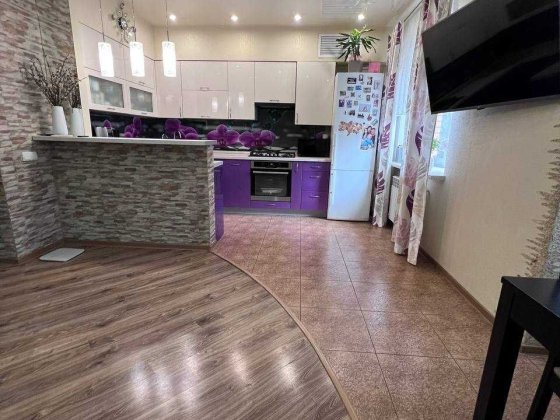 Продаж 2к з гарним ремонтом Ирпень