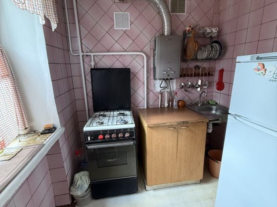 Продам 3 кімнатну квартиру на Гвардійській , поруч 18 школа Кременчук