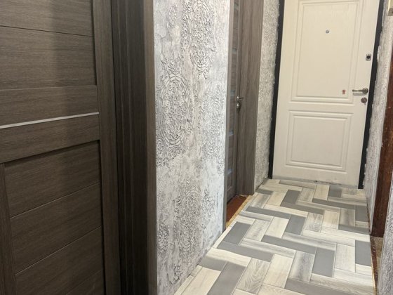 Двокімнатна квартира. Центр міста! Район Площі Визволення! Двухкомнатная квартира. Центр. Кривой Рог