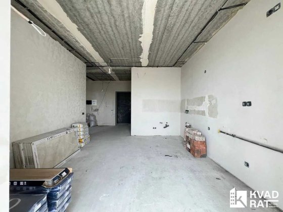 Простора 1 кім кухня-студія 46м2 в центрі з незакінченим ремонтом! Ивано-Франковск
