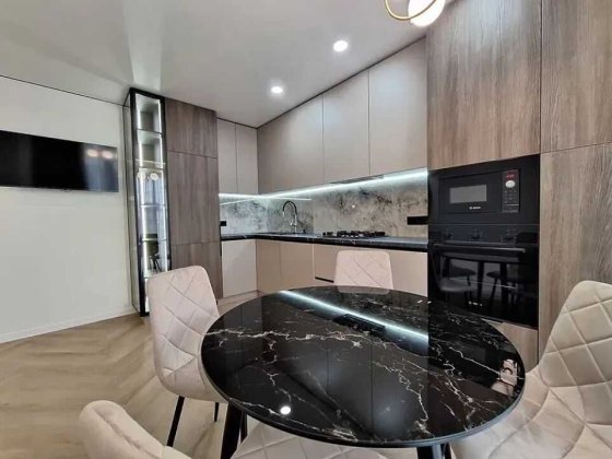 Простора 1-кім квартира в центрі міста у ЖК Family Plaza Ивано-Франковск