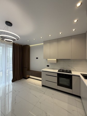 Без комісії! ГАЗ. квартири з дизайнерським ремонтом - фото 1