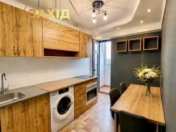 Двокімнатна р-н Відродження біля Міської лікарні Луцк