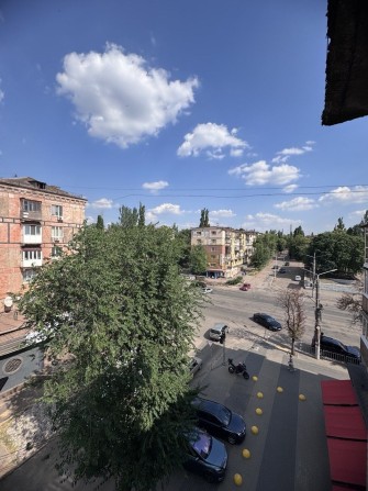Продам 2 кімнатну квартиру - фото 1