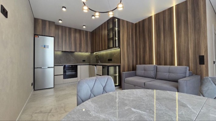 Простора 1к квартира 46,4м з новим ремонтом, біля Центрального Парку - фото 1