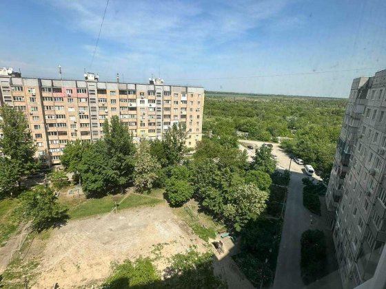 Продаж 3-кімнатної квартири, 72,7 м², Кухня 11,2 м² Східний-3  м. Кривий Ріг, Довгинцівський район,  Кривой Рог