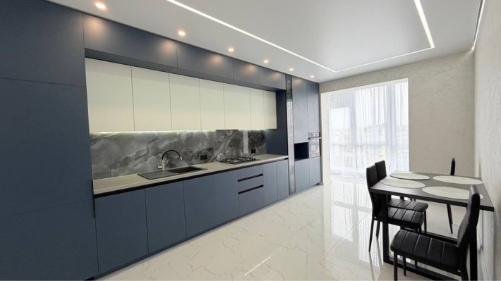 Продаж 2-кімнатної квартири 75 м2 з дизайнерським ремонтом - фото 1