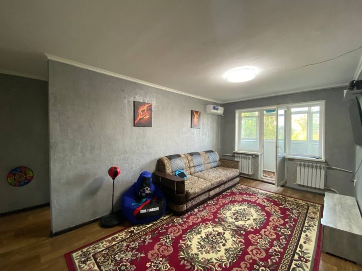 Продаётся трёхкомнатная квартира по ул. Соборности (Косиора) - фото 1