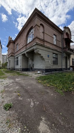 Продаж квартири в ексклюзивному будинку по вулиці Тарнавського, Центр - фото 1