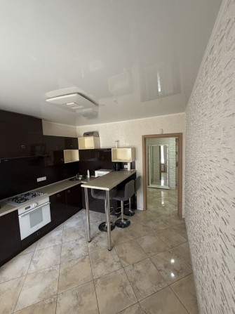 Продам 2 кімнатну квартиру в новобудові. Центр - фото 1