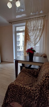 1к квартира з ремонтом, газом, балконом у Річ Таун - фото 1