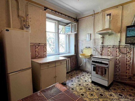 Продаж 2к сталінки Соцмісто/ Соборності