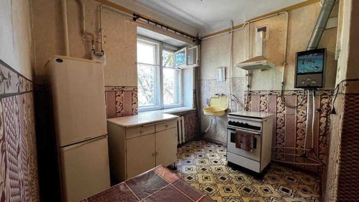 Продаж 2к сталінки Соцмісто/ Соборності - фото 1