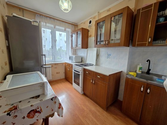Продаётся 2-комнатная квартира на Восходе, по ул. Соборности, 49А. Кривой Рог