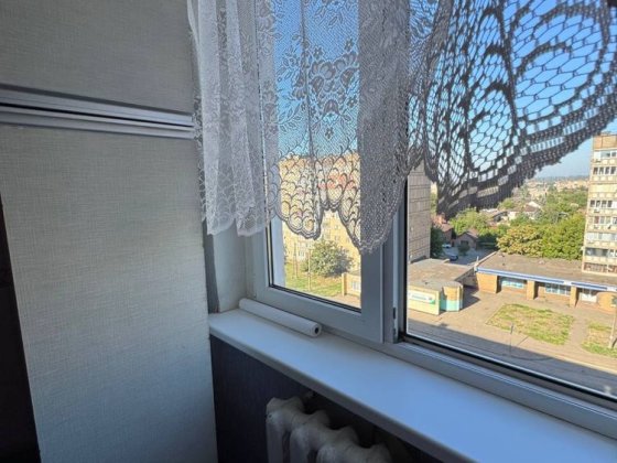 ДЗЕРЖИНКА Гетьманська 74, на продаж іде чиста і світла 2кімнатна квартира з новими вікнами і трубами Кривой Рог