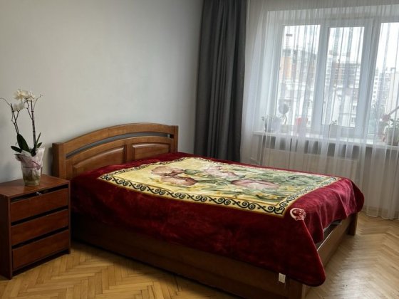 продаж 2-кімнатної по вул. Хоткевича Івано-Франківськ