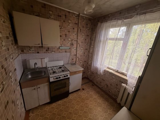 Продам 2х квартиру В. Терещенко Пляжна зуп Кривой Рог