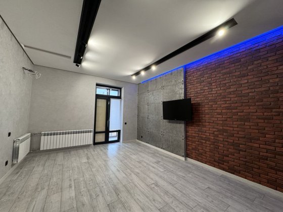 Центр | Сталінка 93 м² | площа Артема | площа Володимира Великого Кривой Рог