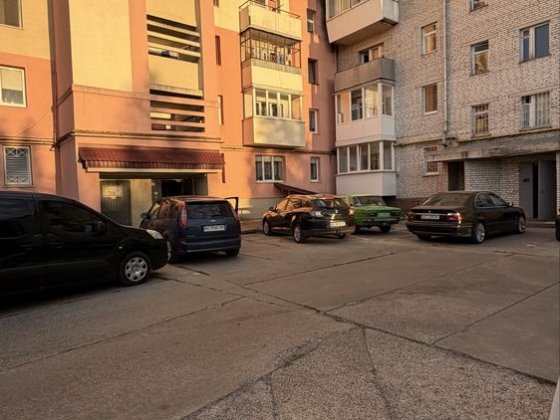 Продаж 3-кімнатної квартири, 61 м², вул. Даньшина, 52А Луцк