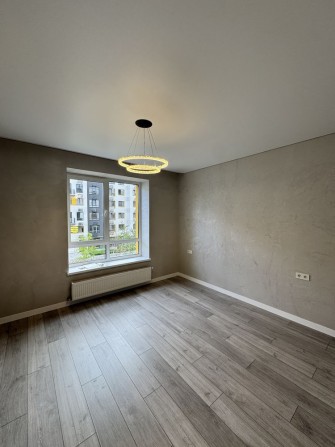 Продаж квартири з ремонтом в ЖК Молодість - фото 1